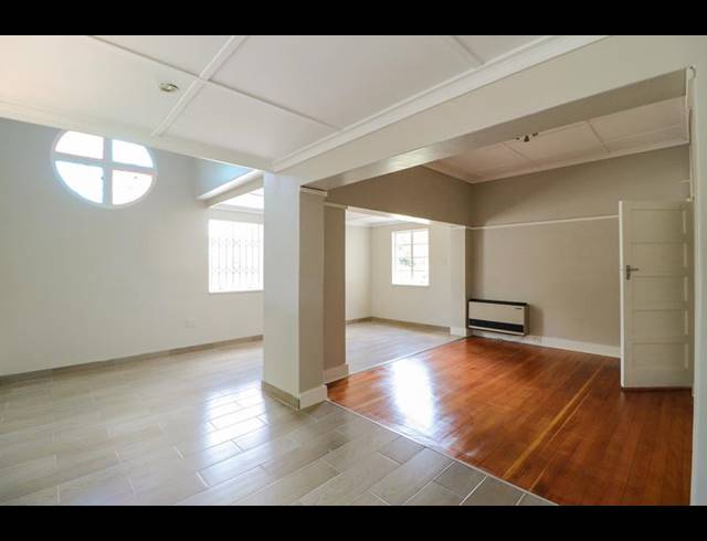 3 BEDROOM HOUSE FOR SALE IN KENSINGTON